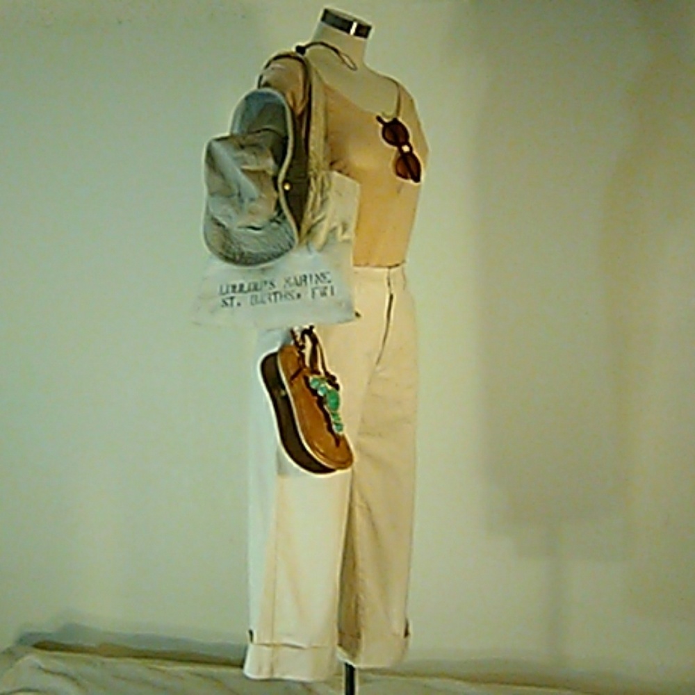 iShip! CAPRIS! LUCKY BRAND "LIVE IN LOVE"